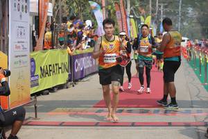 BIB: 060, 42201
                            <button type="button" onclick="openModal(8243248)" class="btn btn-primary btn-sm float-right btn-popup" data-toggle="modal" data-target=".modal-high-quality">
                        <i class="fas fa-shopping-cart"></i> Add to Cart
                    </button>
                                            <button type="button" onclick="isThisMe(8243248, true)" class="btn btn-success btn-sm float-right btn-popup btn-isme hidden" data-toggle="tooltip" data-placement="bottom" title="นี่คือรูปของคุณใช่ไหม คลิกที่นี่เพื่อเอาเข้าอัลบั้ม">
                        <i class="fas fa-plus"></i> Add to album
                    </button>
                    <button type="button" onclick="isThisMe(8243248, false)" class="btn btn-warning btn-sm float-right btn-popup btn-isnotme hidden">
                        <i class="fas fa-ban"></i> Remove from album
                    </button>